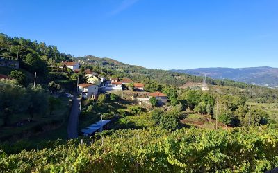 Alto Minho —  Entre Vales, Mar e Montanha